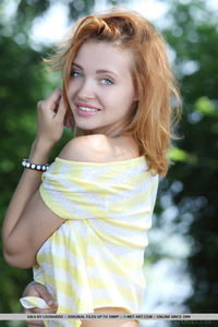 Sexy Redhead Russian Beauty Kika