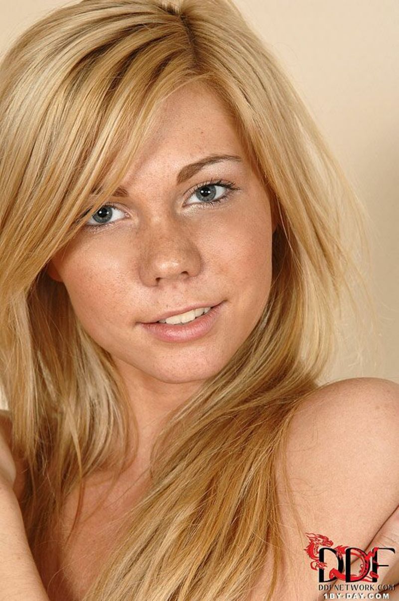 Petite Blonde Teen Stripping 15