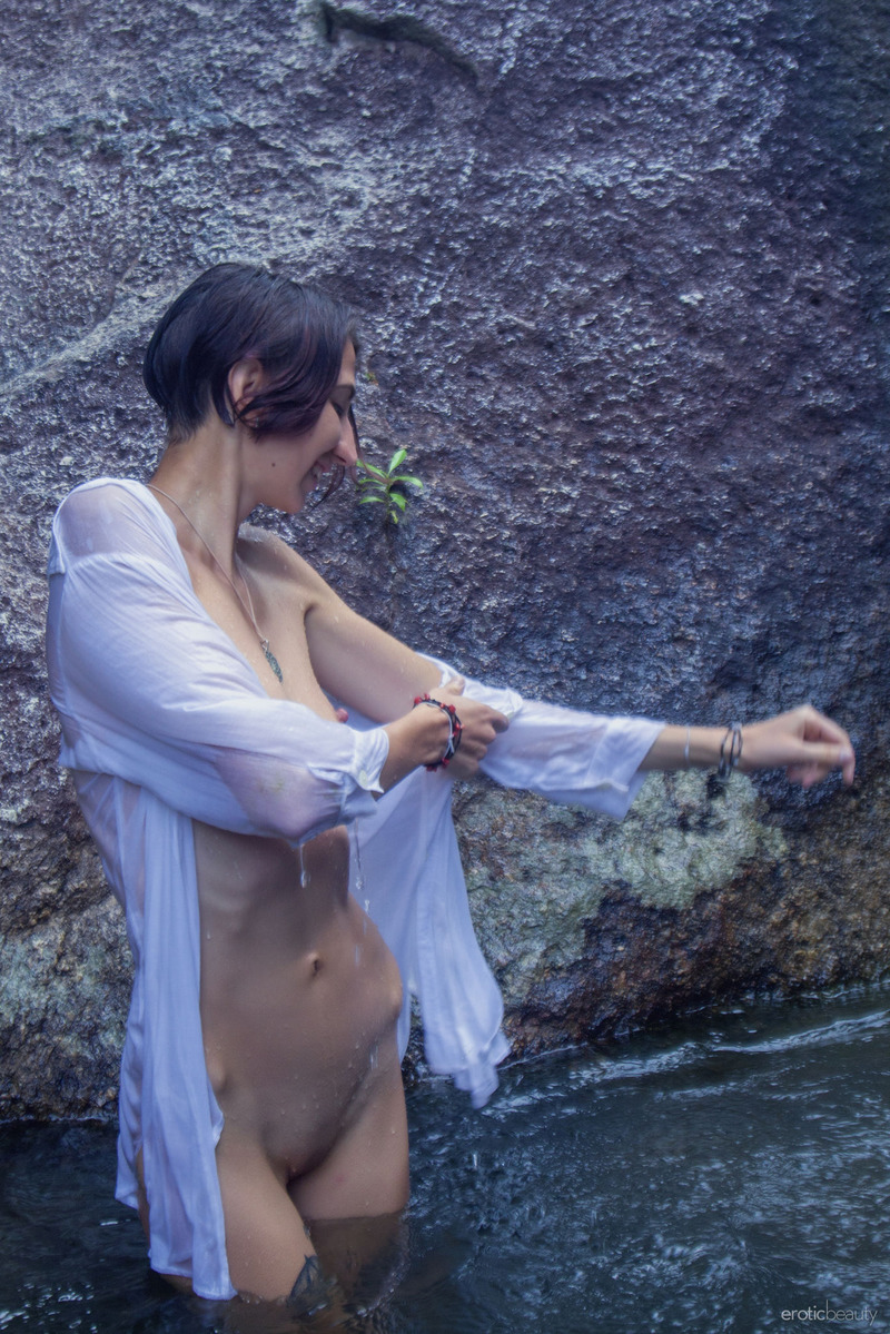 Slim Babe Alisa 14