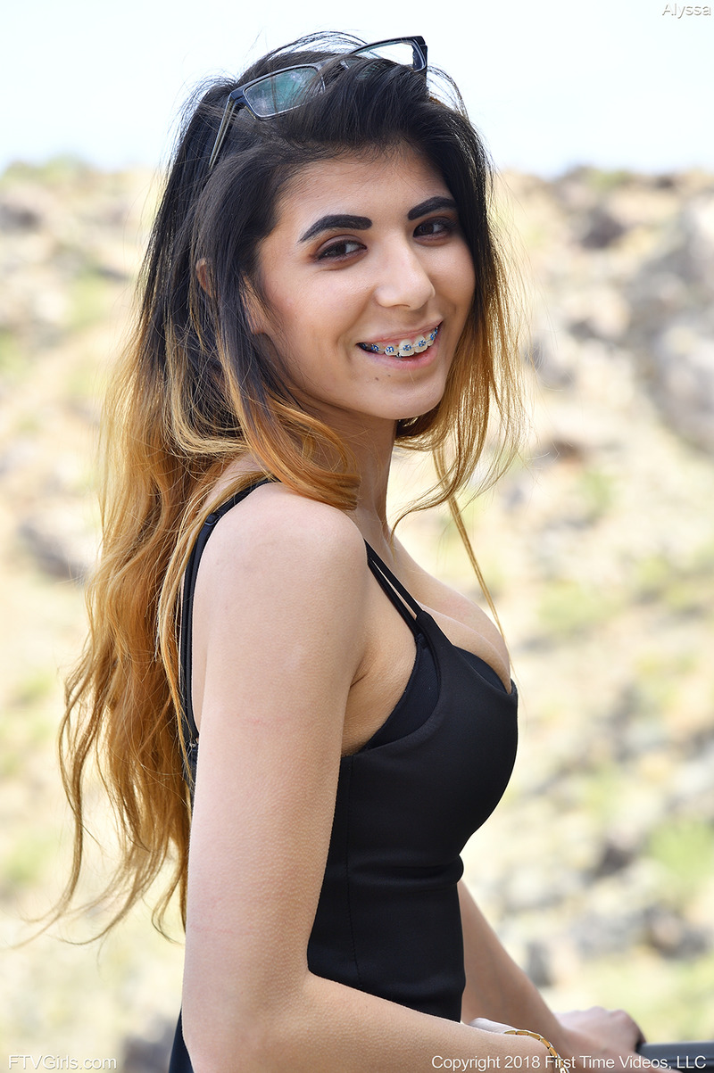 She Can Get Real Sexy 03