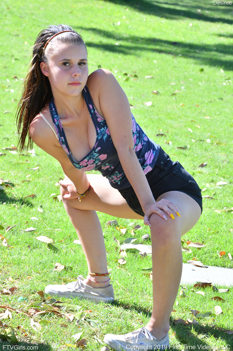 Ex Cheerleader 02