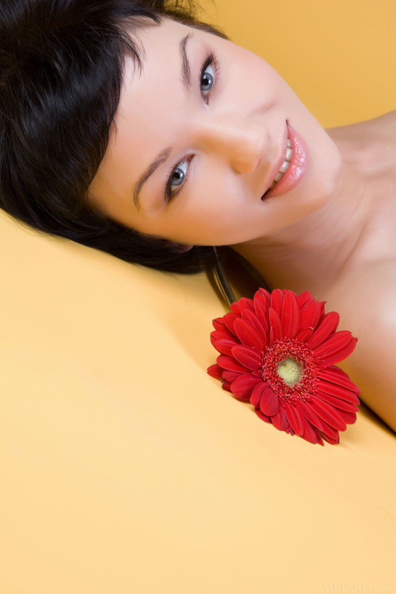 Flowery Beauty Loreen A 10