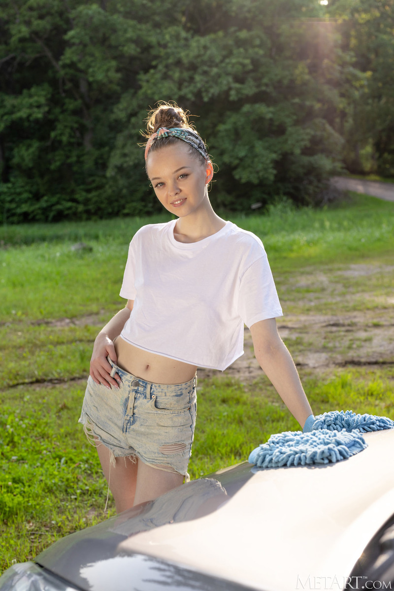 Car Wash Cutie 03