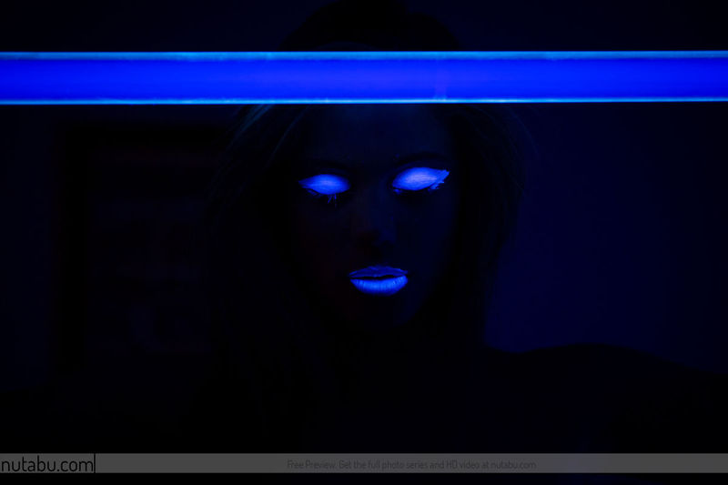 Caprice - After Midnight 04