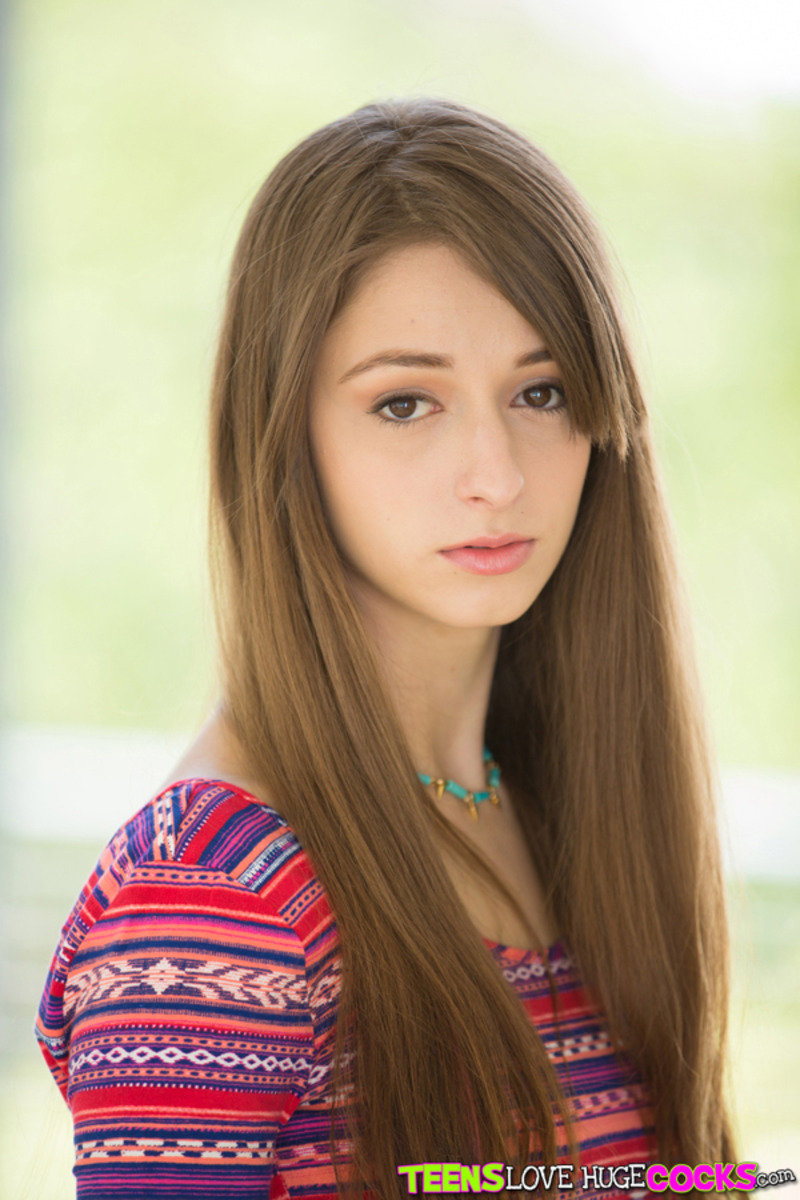 Willow Hayes 03